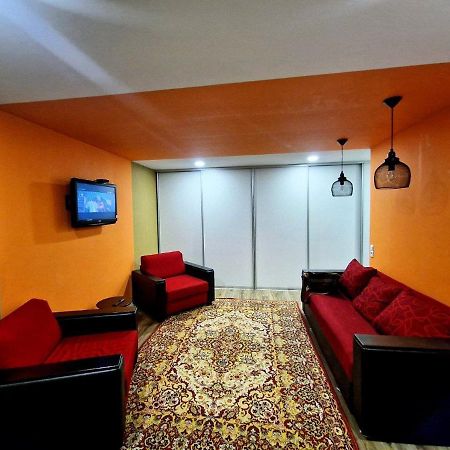 Comfort Iris Apart Chisináu Exterior foto