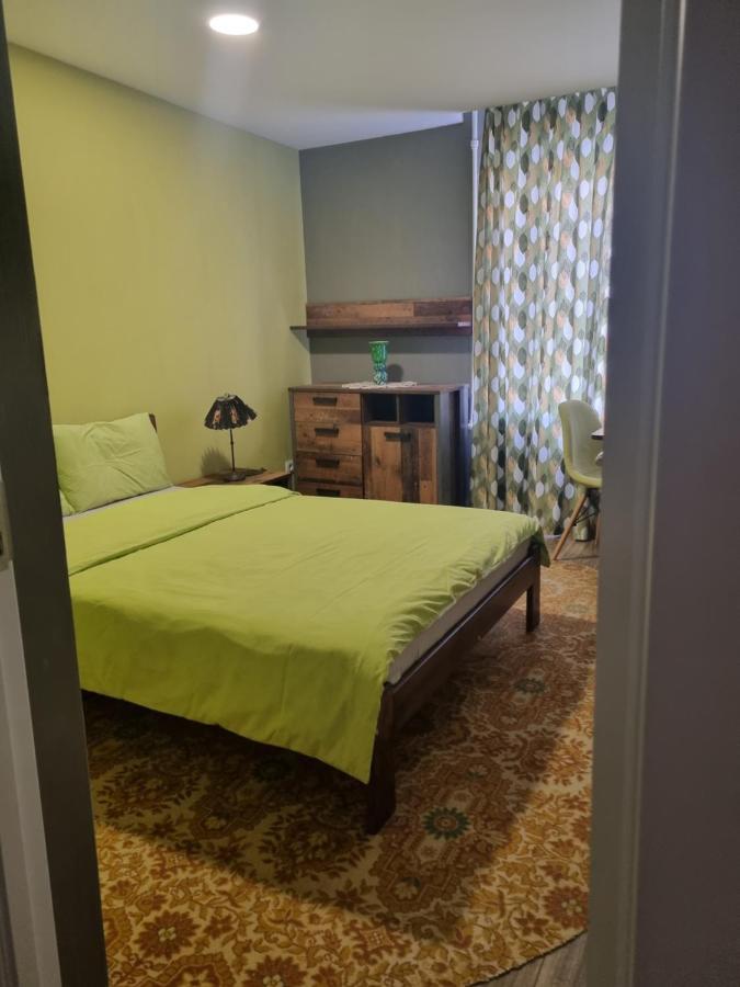 Comfort Iris Apart Chisináu Exterior foto